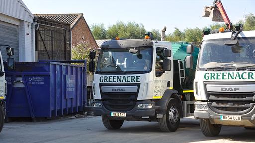 Grab truck for rubble removal